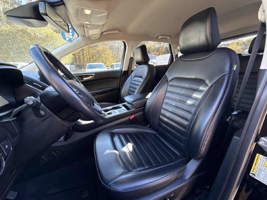 Used 2024 Ford Edge SEL AWD/4WD image 11