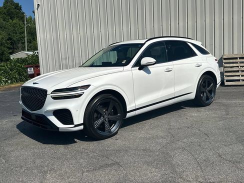 Used 2022 Genesis GV70 3.5T Sport w/ Sport Prestige Package AWD/4WD image 2