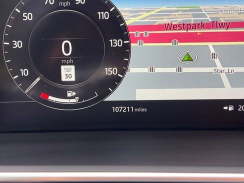 Used 2019 Land Rover Range Rover HSE image 18