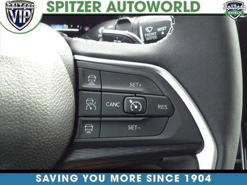 New 2024 Jeep Grand Cherokee L Altitude image 31