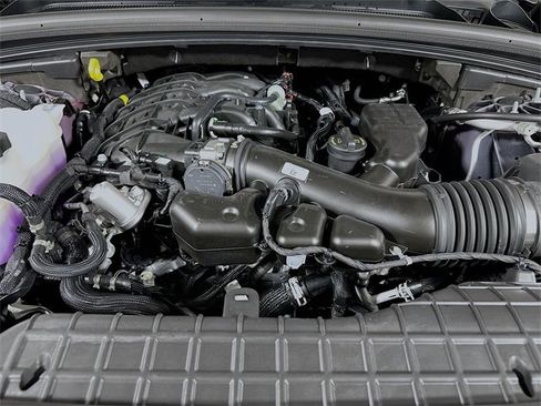 New 2025 Jeep Grand Cherokee L Altitude image 18