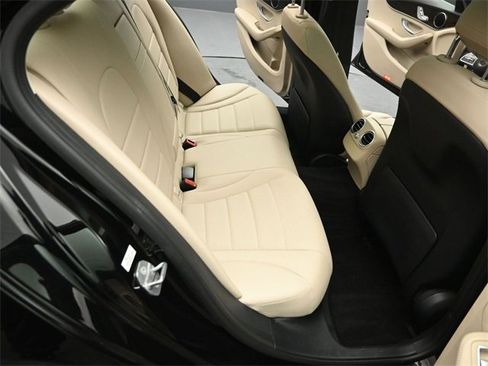 Used 2020 Mercedes-Benz C 300 Sedan image 24