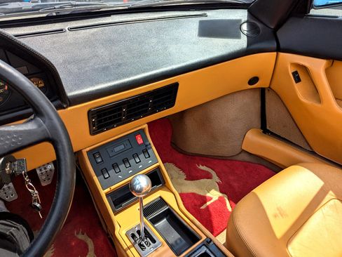 Used 1989 Ferrari Mondial Cabriolet image 18