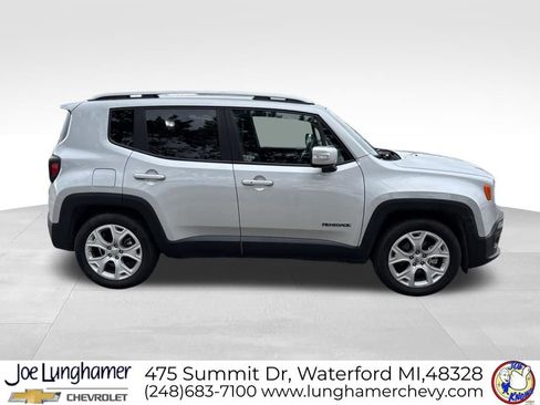 Used 2016 Jeep Renegade Limited FWD image 2