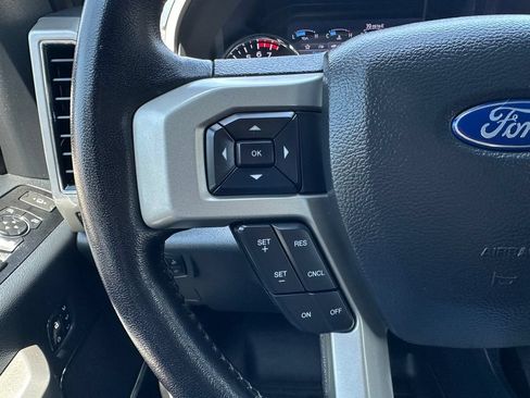 Used 2022 Ford F250 Lariat w/ Lariat Value Package AWD/4WD image 15