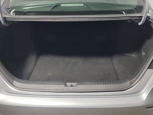 Certified 2023 Honda Accord EX image 9