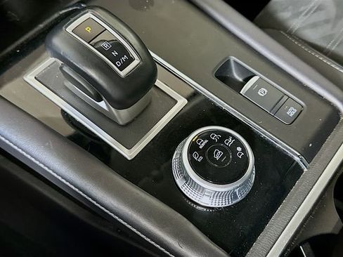 Used 2024 Mitsubishi Outlander SE image 19