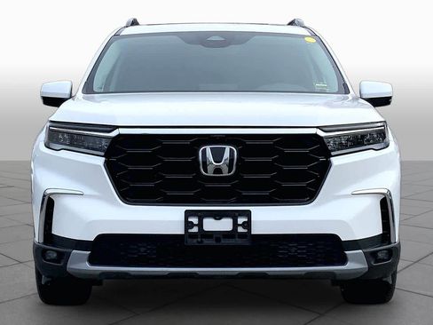 Used 2023 Honda Pilot Elite image 4