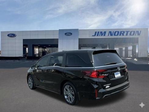 Used 2025 Honda Odyssey Touring image 7