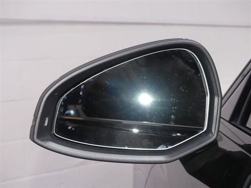 Used 2022 Audi A4 2.0T Premium Plus image 16