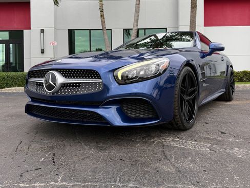 Used 2017 Mercedes-Benz SL 550 image 20