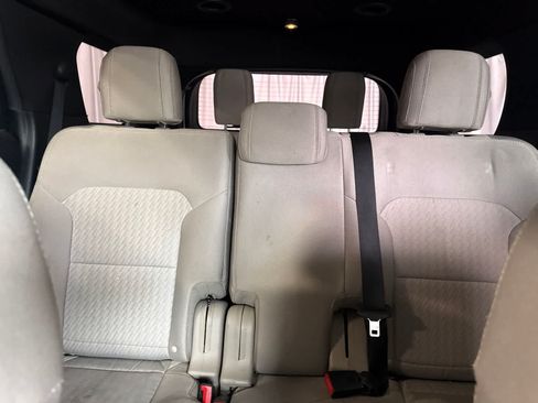 Used 2018 Ford Explorer FWD image 20