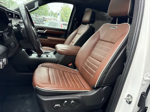 Used 2023 GMC Sierra 1500 Denali Ultimate AWD/4WD image 13