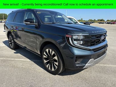 Used 2025 Ford Expedition Platinum w/ Driver's Package