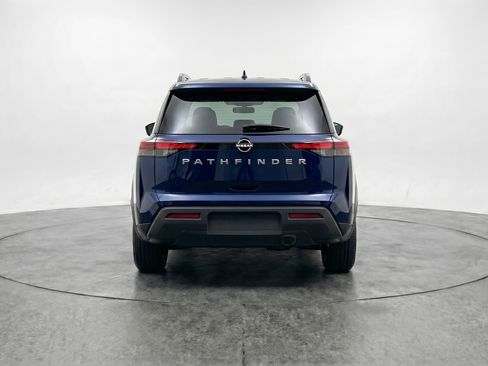 Used 2025 Nissan Pathfinder SV image 7