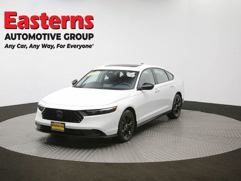 Used 2025 Honda Accord SE image 54