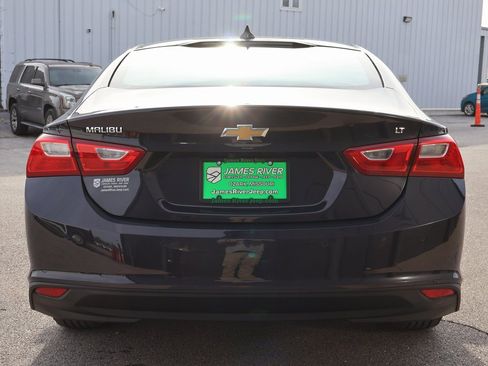 Used 2025 Chevrolet Malibu LT image 4