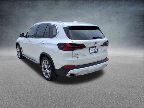 Used 2024 BMW X5 xDrive40i AWD/4WD image 6