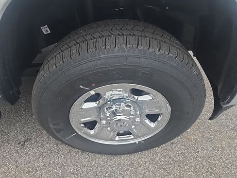 New 2026 RAM 3500 Tradesman image 9