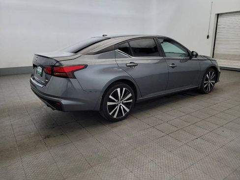 Used 2021 Nissan Altima 2.5 SR w/ SR Premium Package AWD/4WD image 10