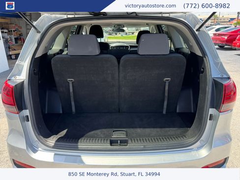 Used 2019 Kia Sorento FWD image 10