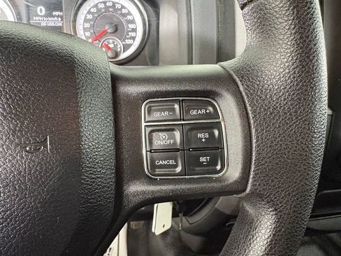 Used 2015 RAM 1500 Tradesman RWD image 21