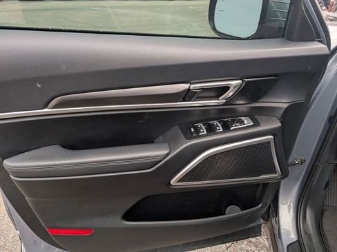 Used 2023 Kia Telluride S w/ S Sunroof Package image 14