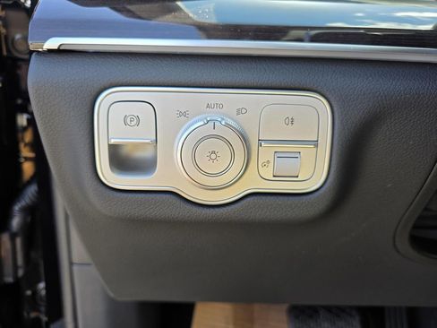 New 2026 Mercedes-Benz GLE 450 4MATIC image 13