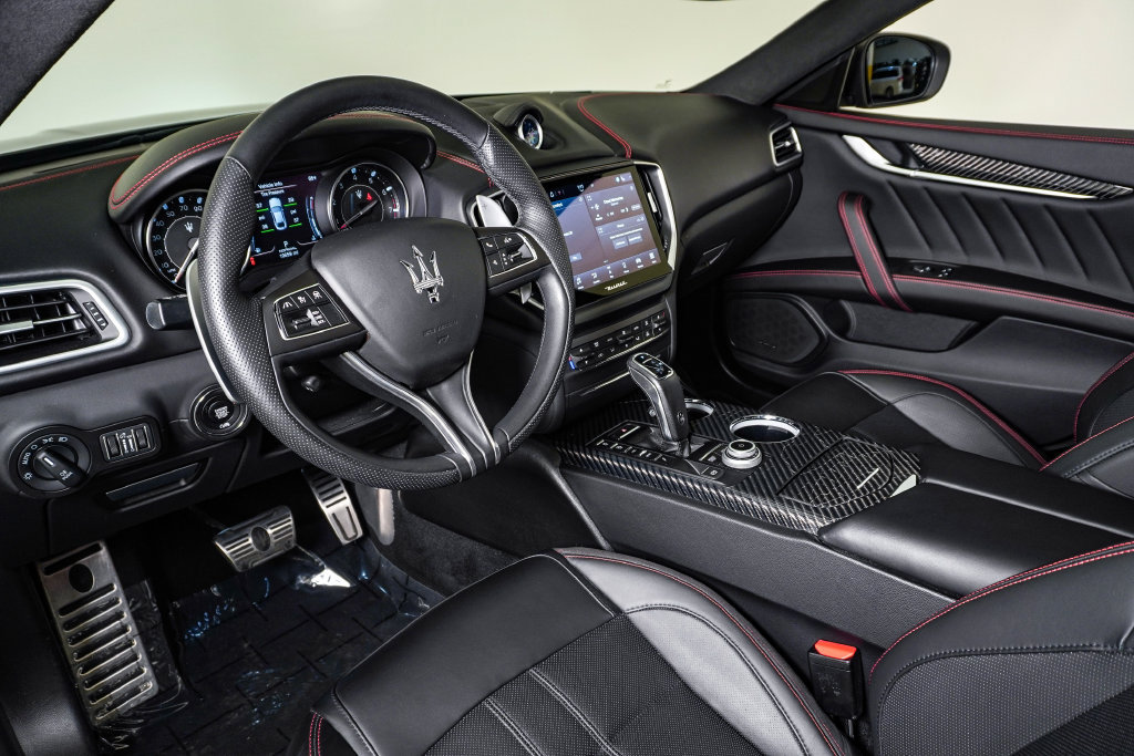 Certified 2023 Maserati Ghibli Modena Q4 AWD/4WD image 19