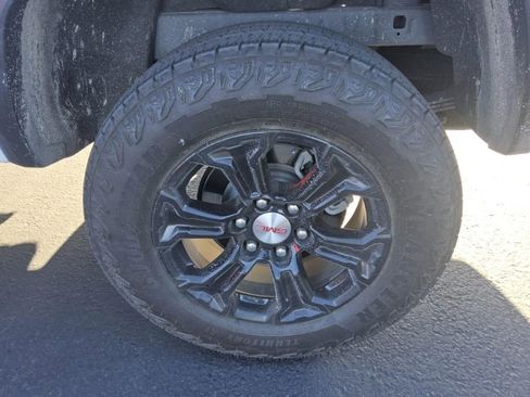 Used 2023 GMC Canyon Elevation AWD/4WD image 4