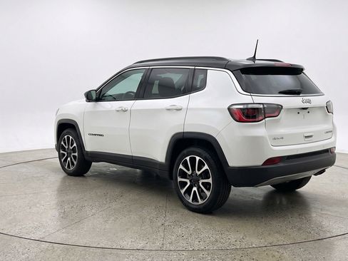 Used 2025 Jeep Compass Limited AWD/4WD image 6