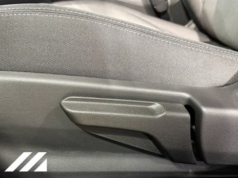 Used 2026 Subaru Crosstrek 2.5i Premium w/ Crosstrek Mirror Package AWD/4WD image 18
