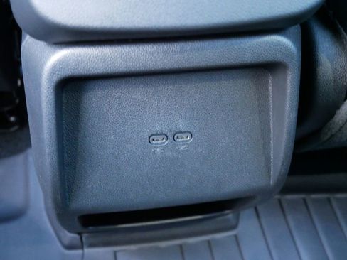 New 2026 Chevrolet Equinox EV LT image 18