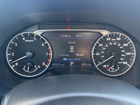 Used 2022 Nissan Altima 2.5 SR image 18