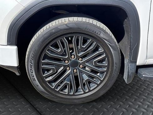 Used 2019 GMC Sierra 1500 Denali w/ Technology Package AWD/4WD image 10