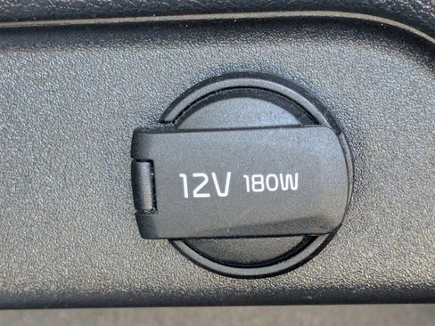 Used 2018 Kia Sorento LX image 14