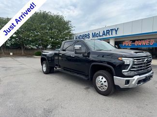 Used 2026 Chevrolet Silverado 3500 LTZ w/ LTZ Plus Package AWD/4WD video 1