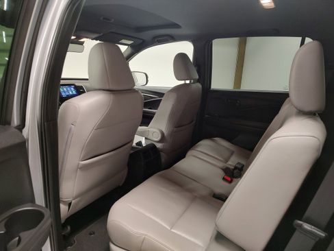 Used 2023 Honda Passport EX-L image 10