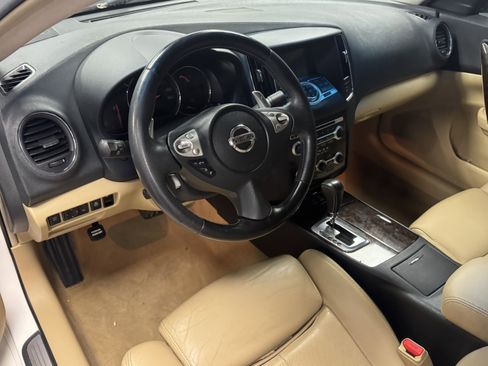 Used 2010 Nissan Maxima 3.5 SV w/ Premium Pkg image 14