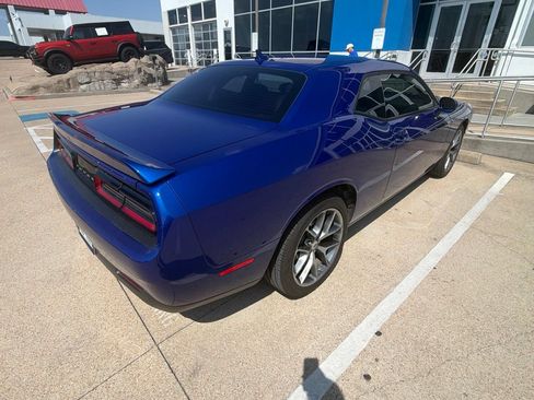 Used 2022 Dodge Challenger SXT w/ Plus Package RWD image 12