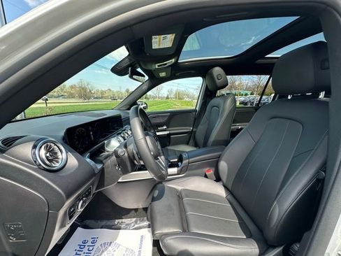 Certified 2022 Mercedes-Benz GLB 250 4MATIC image 17