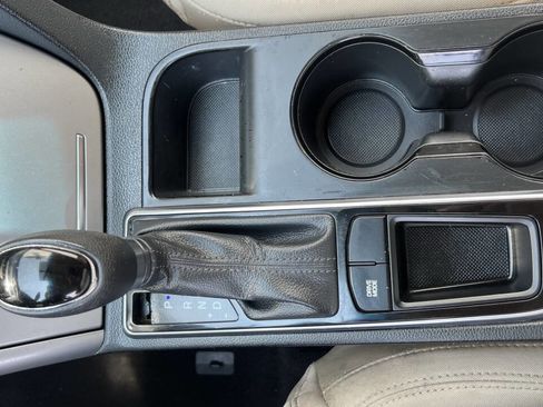 Used 2015 Hyundai Sonata SE image 19