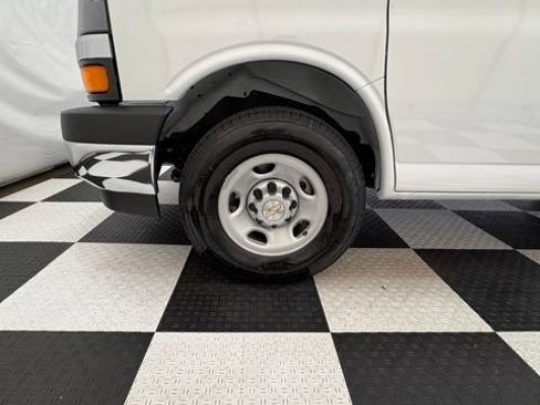 New 2026 Chevrolet Express 2500 RWD image 11