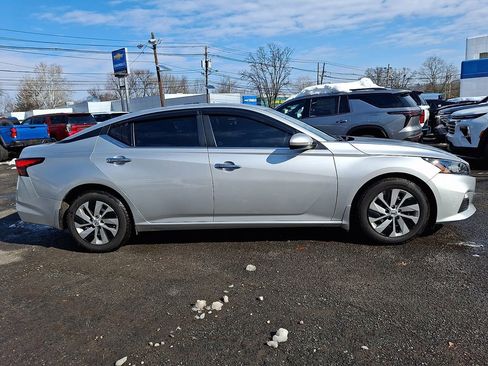 Used 2022 Nissan Altima 2.5 S image 8