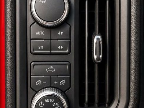 Used 2024 GMC Sierra 1500 Pro w/ Pro Value Package AWD/4WD image 18