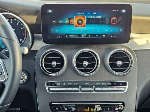 Used 2021 Mercedes-Benz GLC 300 GLC 300 image 36