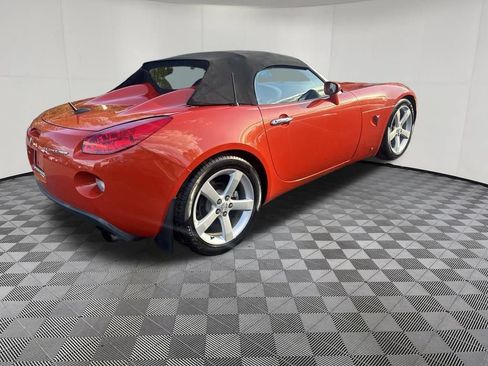 Used 2008 Pontiac Solstice GXP RWD image 11