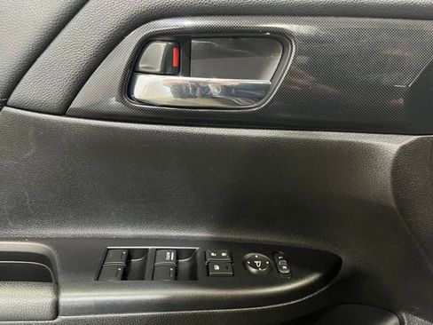 Used 2015 Honda Accord Sport image 12