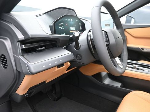 New 2026 Lexus ES 350e FWD image 12