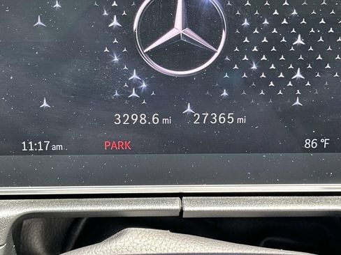 Used 2025 Mercedes-Benz C 300 4MATIC Sedan image 20